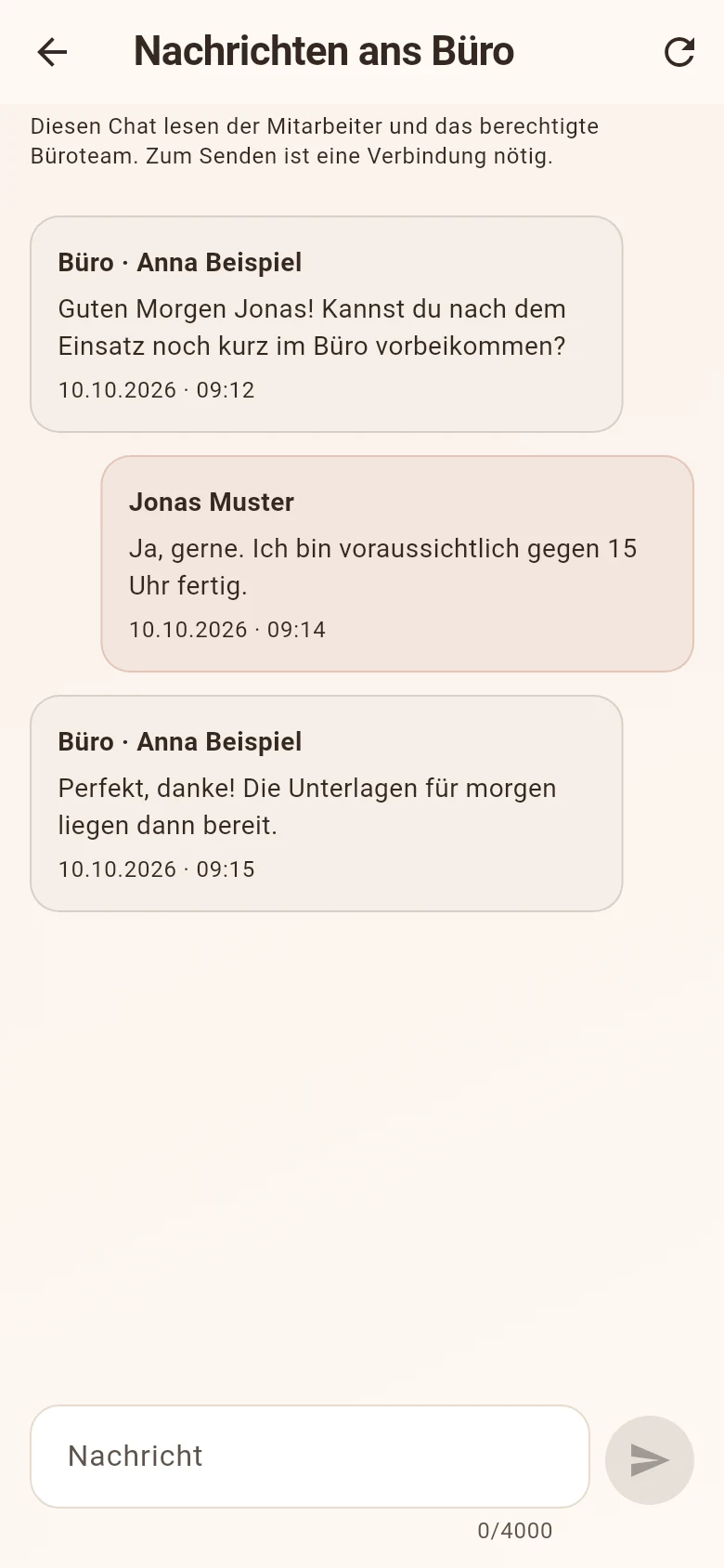 Nachrichten ans Büro in der Android-App, mit Rückfrage und Antwort im gemeinsamen Verlauf – erfundene Demodaten